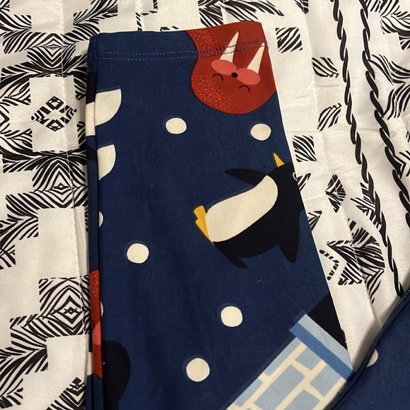 LuLaRoe Penguins Igloo Walrus Polka Dot Leggings Size Onesize - Picture 3 of 8